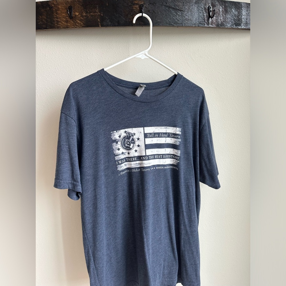 Boston T Shirt - Oldest Bar